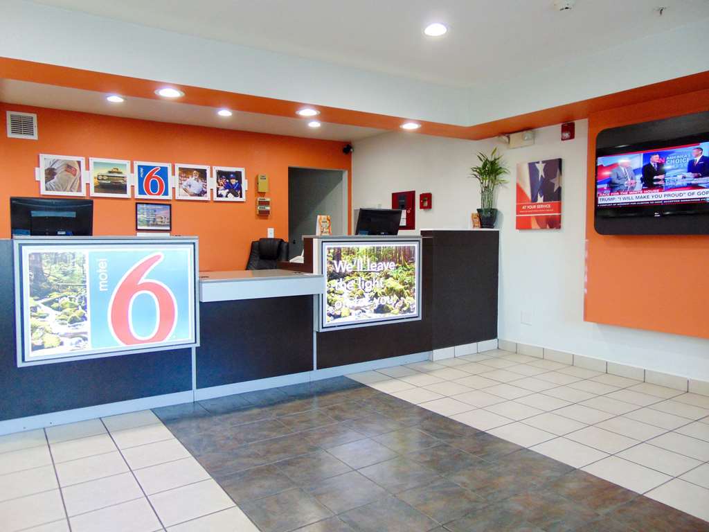 Motel 6 Marysville South Ca Interior foto